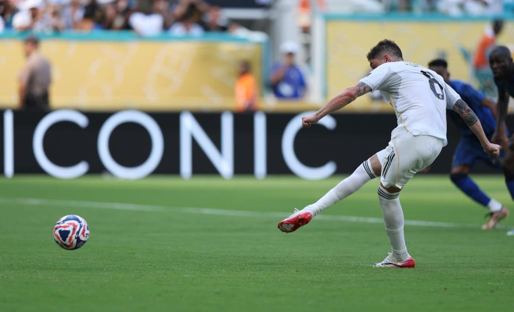 曝多纳鲁马续约陷入停滞：他要求加薪，巴黎想看他在欧冠的表现