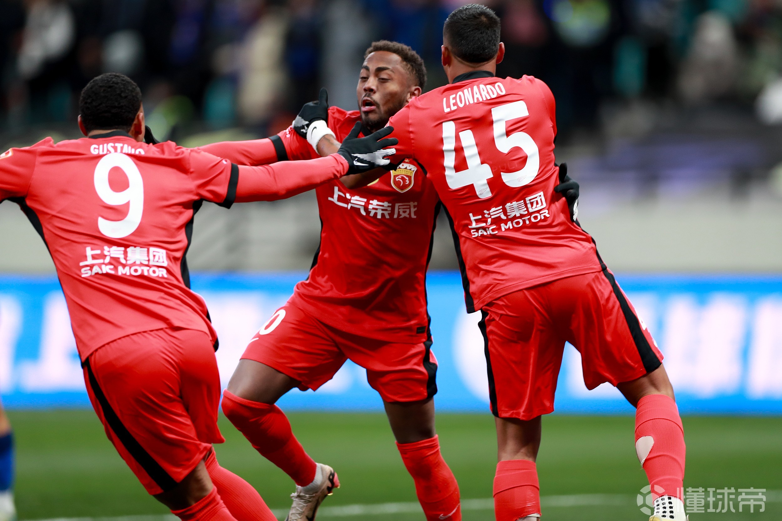 中施展全部 中施展全部