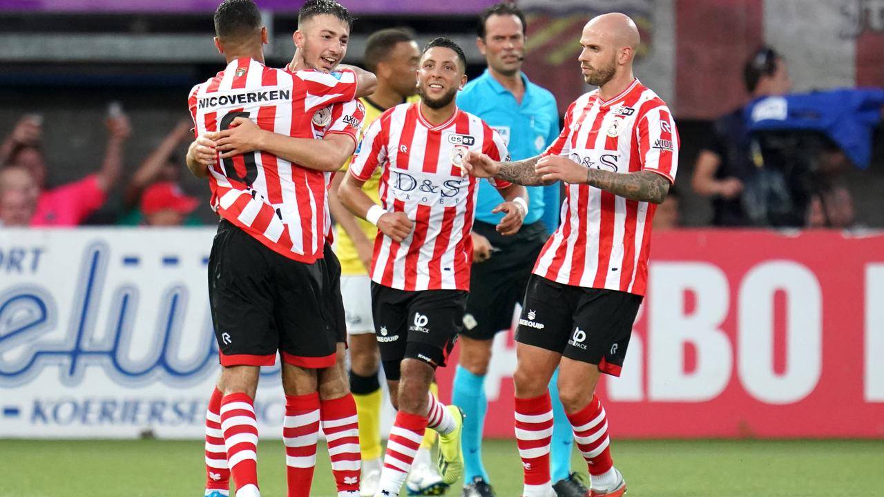 名前锋而言 名前锋而言