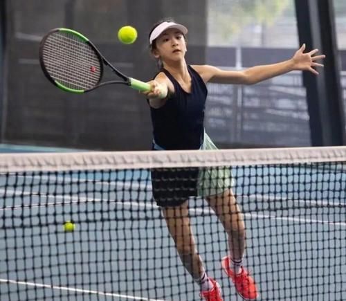 多名球员成 多名球员成